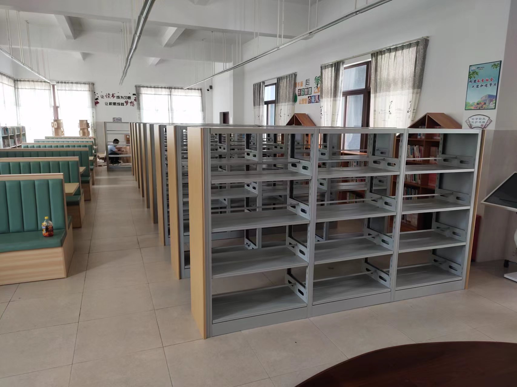 桂城(cheng)中(zhong)心小(xiǎo)學(xué)書架采購(gòu)項(xiang)目(mu) 桂城(cheng)中(zhong)心小(xiǎo)學(xué)書架采購(gòu)項(xiang)目(mu)